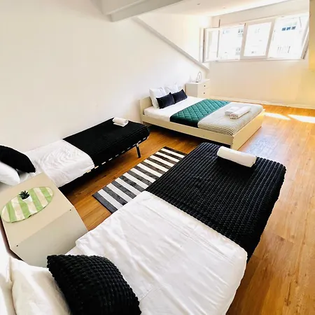 High Standard In Campo De Ourique, Close To Attractions