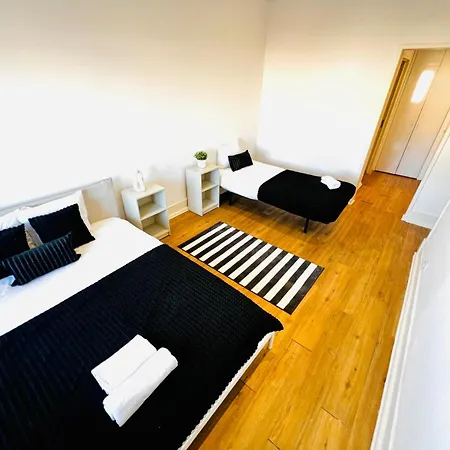 High Standard In Campo De Ourique, Close To Attractions Lisboa