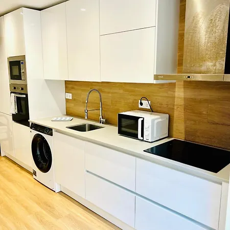بيت شباب High Standard In Campo De Ourique, Close To Attractions Lisboa