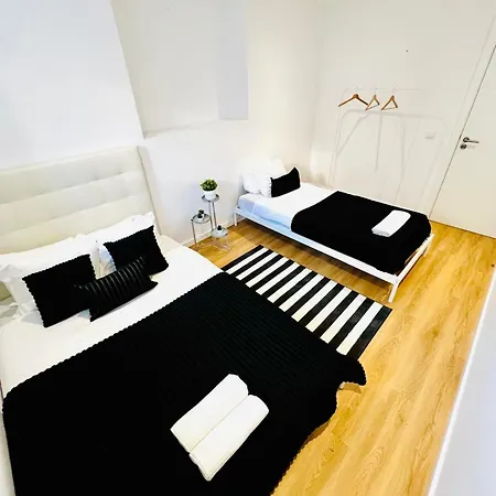 بيت شباب High Standard In Campo De Ourique, Close To Attractions