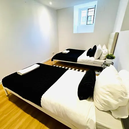 High Standard In Campo De Ourique, Close To Attractions بيت شباب *