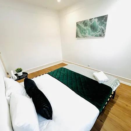 بيت شباب High Standard In Campo De Ourique, Close To Attractions