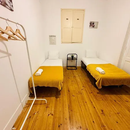 High Standard In Campo De Ourique, Close To Attractions *